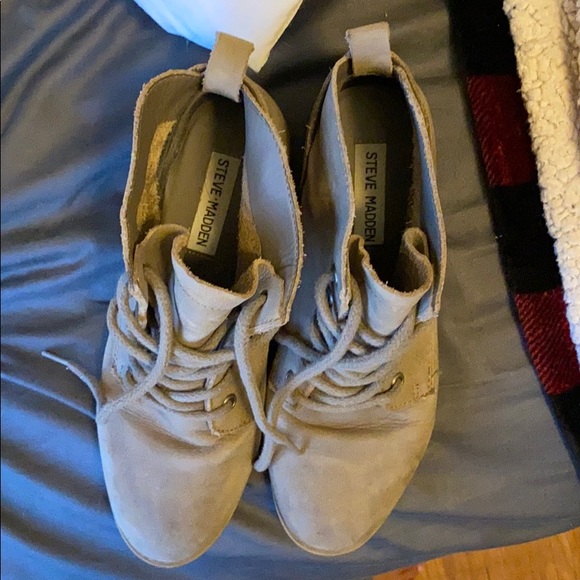 Steve Madden booties - Picture 2 of 5